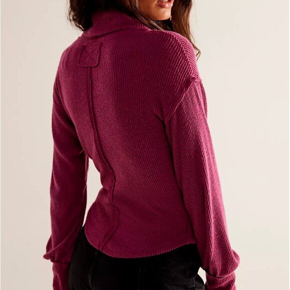 NWT We The Free Hold Me Close Pullover Razzy Jazzy Sz XS - Picture 2 of 7